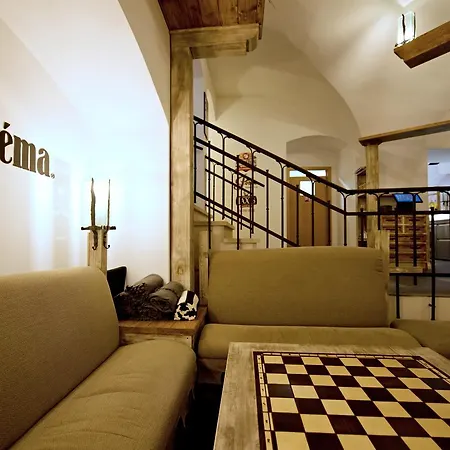Slavia Hotel 3*